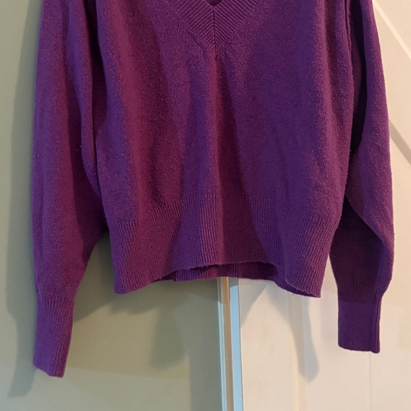 CAbi Luxury Pullover - Picture 6 of 12